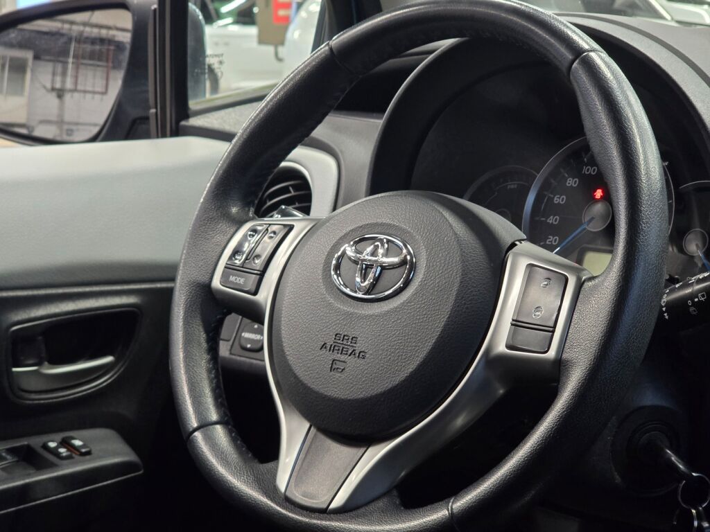 Toyota Yaris 2014 Turkoosi