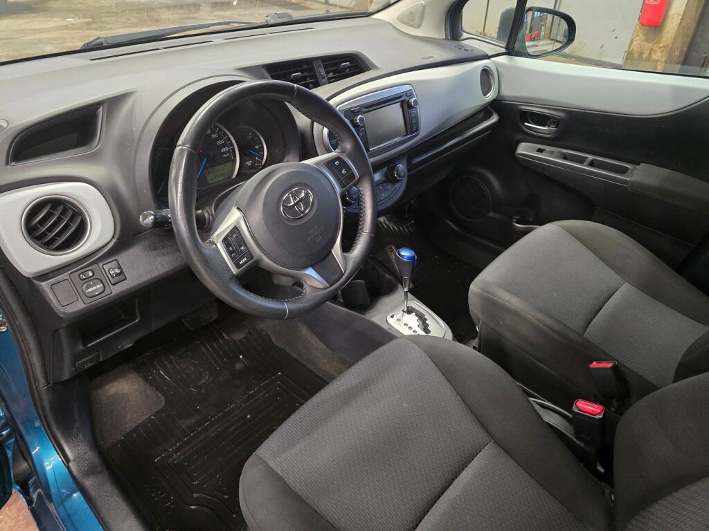 Toyota Yaris 2014 Turkoosi