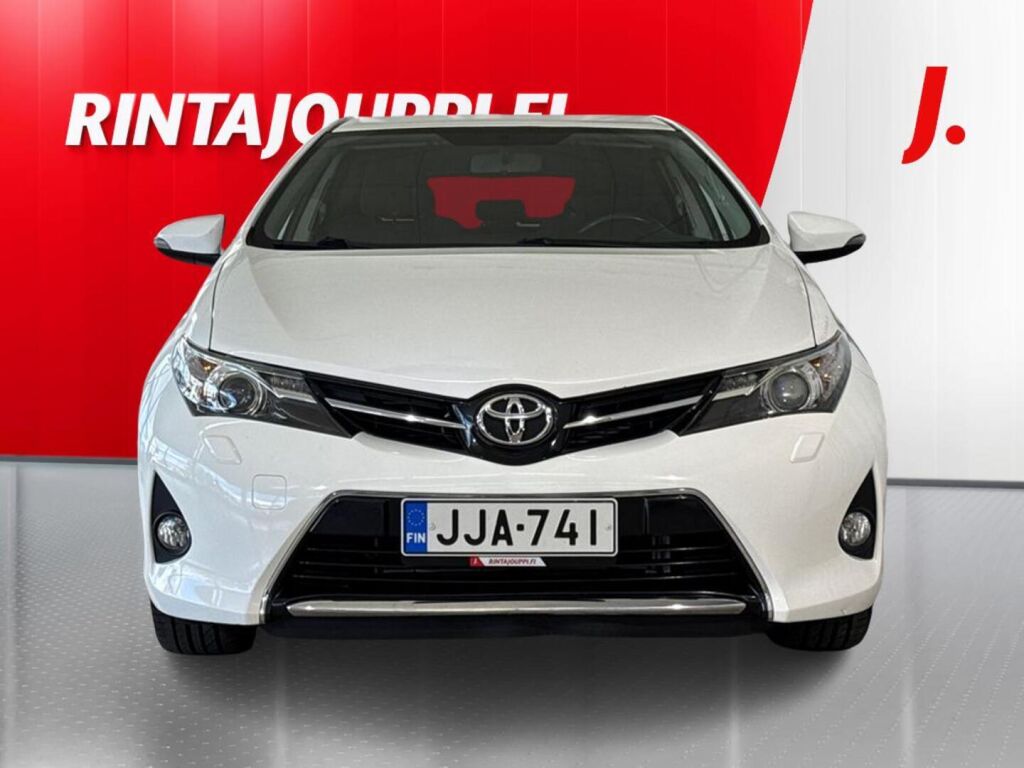 Toyota Auris 2013 Valkoinen