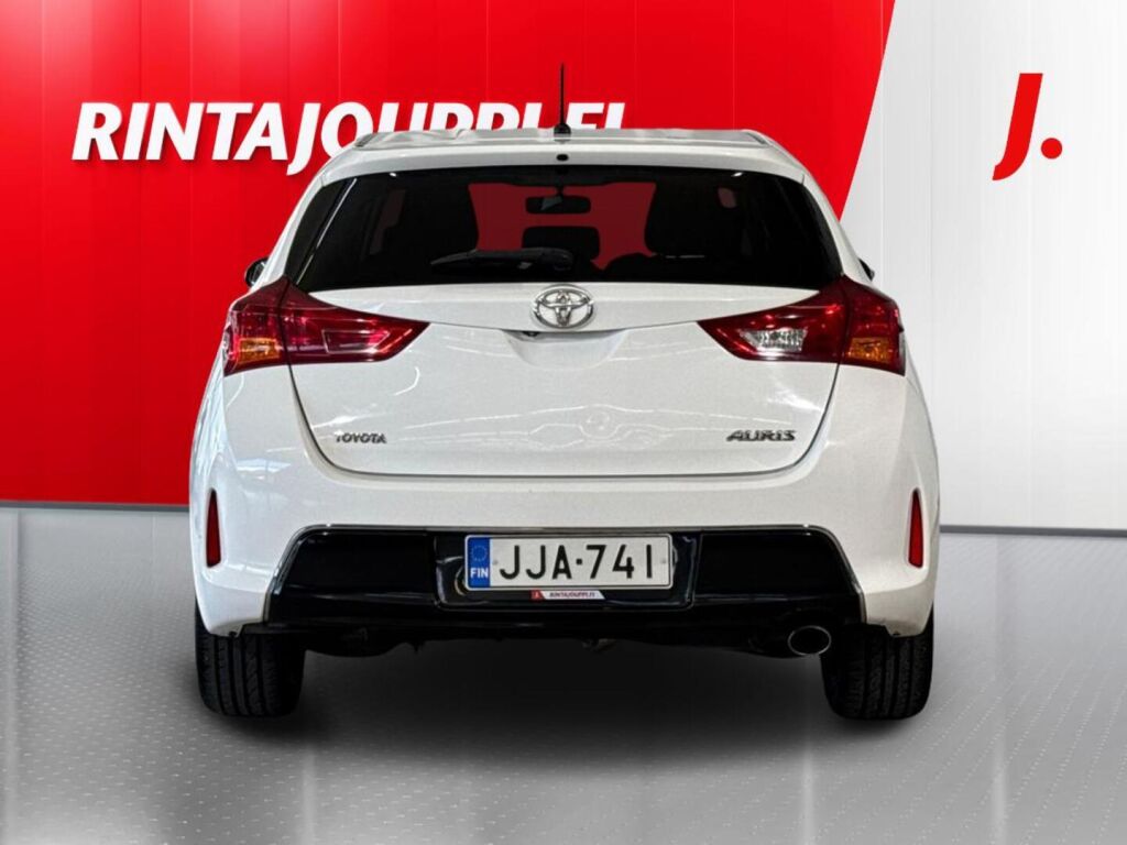 Toyota Auris 2013 Valkoinen
