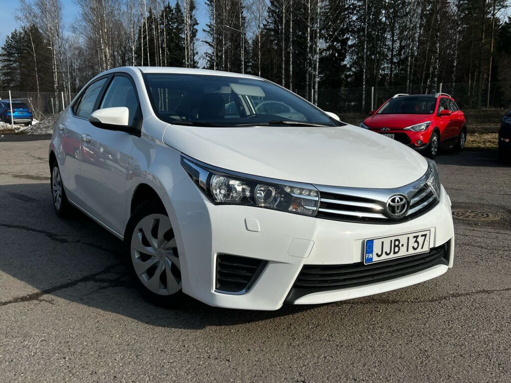 Toyota Corolla 2013 Valkoinen