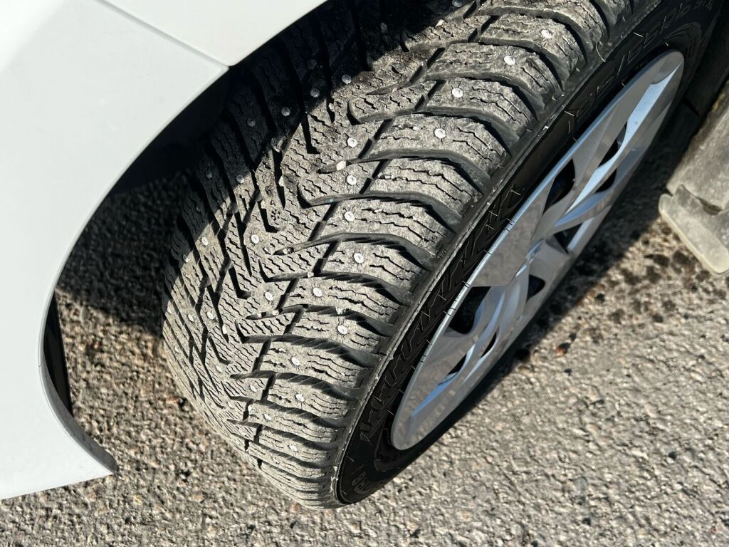 Toyota Corolla 2013 Valkoinen