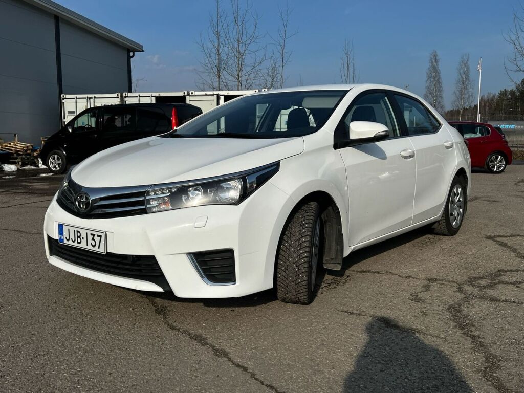 Toyota Corolla 2013 Valkoinen