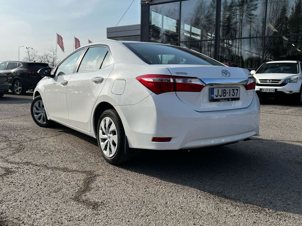 Toyota Corolla 2013 Valkoinen
