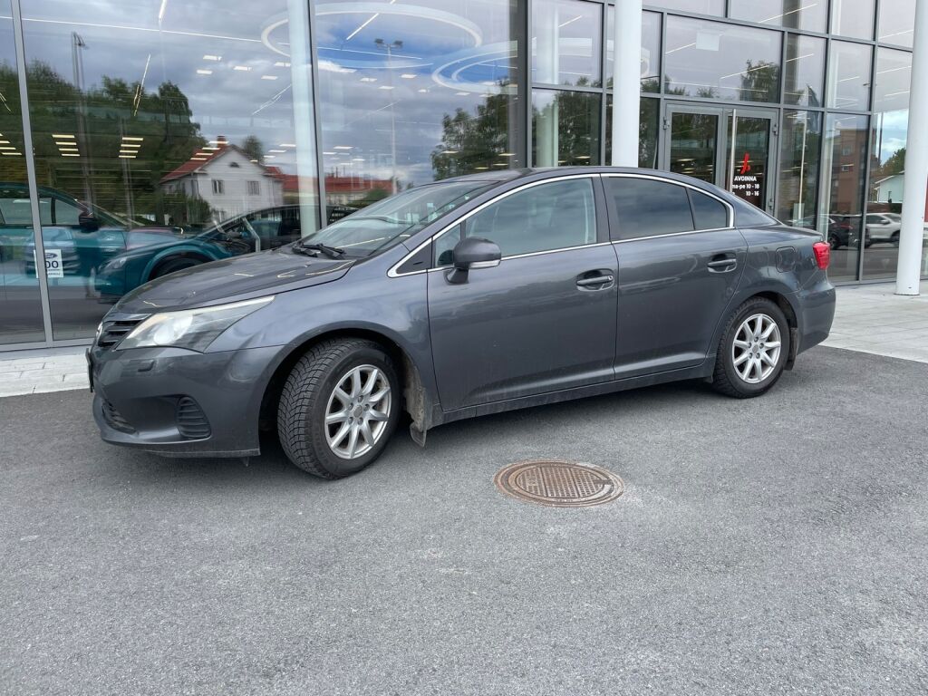Toyota Avensis 2013 Harmaa