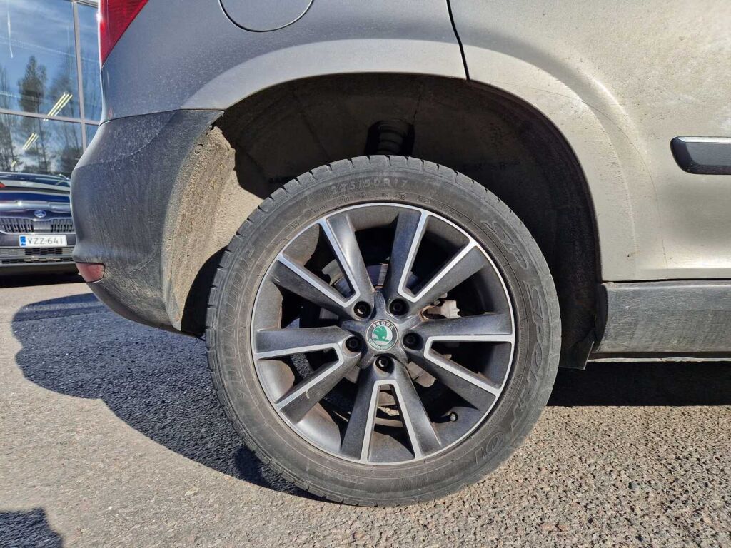 Skoda Yeti 2013 Ruskea (beige)