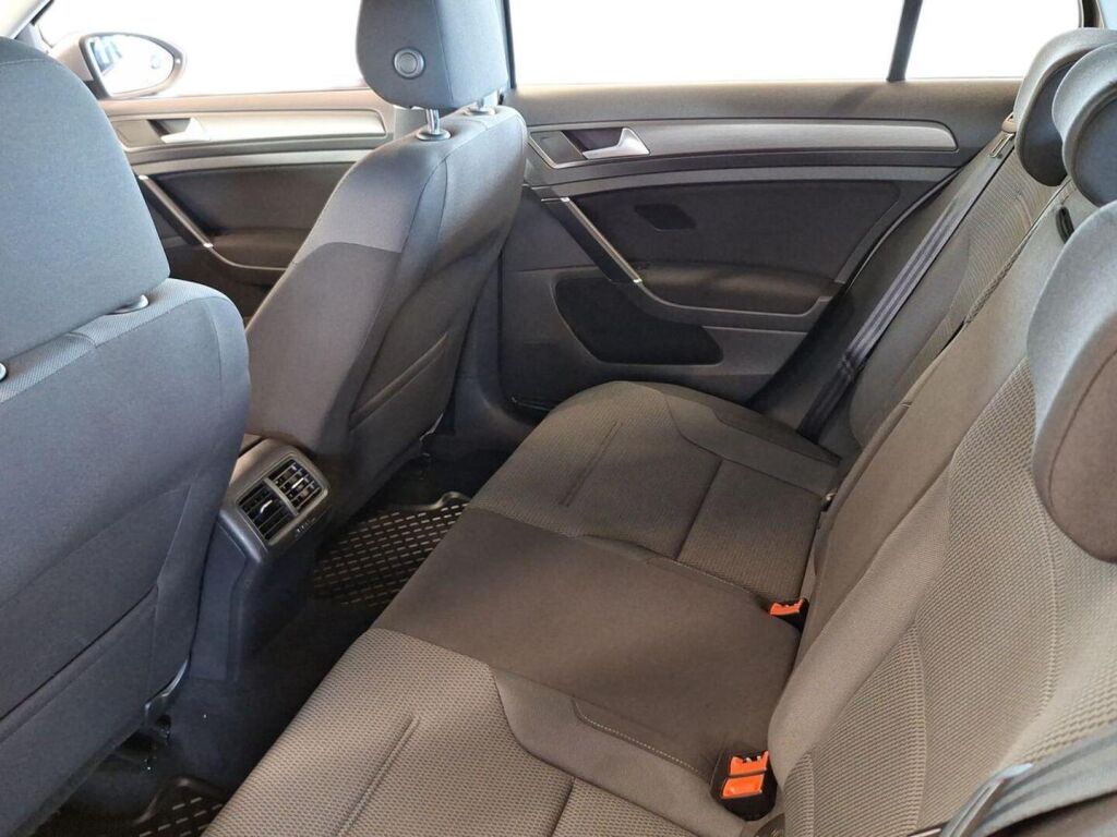 Volkswagen Golf 2014 Harmaa