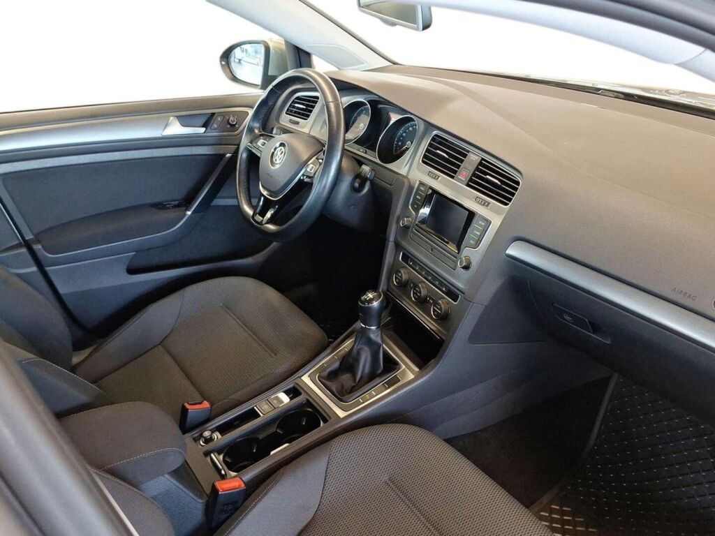 Volkswagen Golf 2014 Harmaa