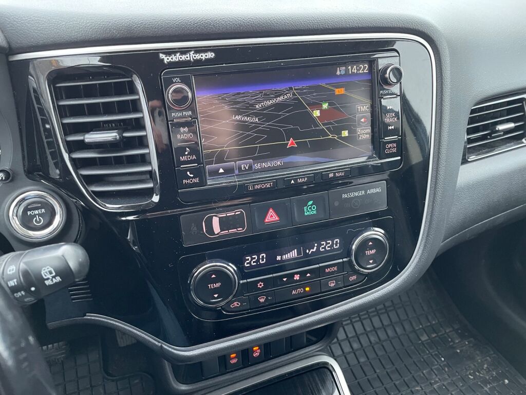 Mitsubishi Outlander PHEV 2016 Valkoinen