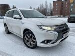 Mitsubishi Outlander PHEV 2016 Valkoinen