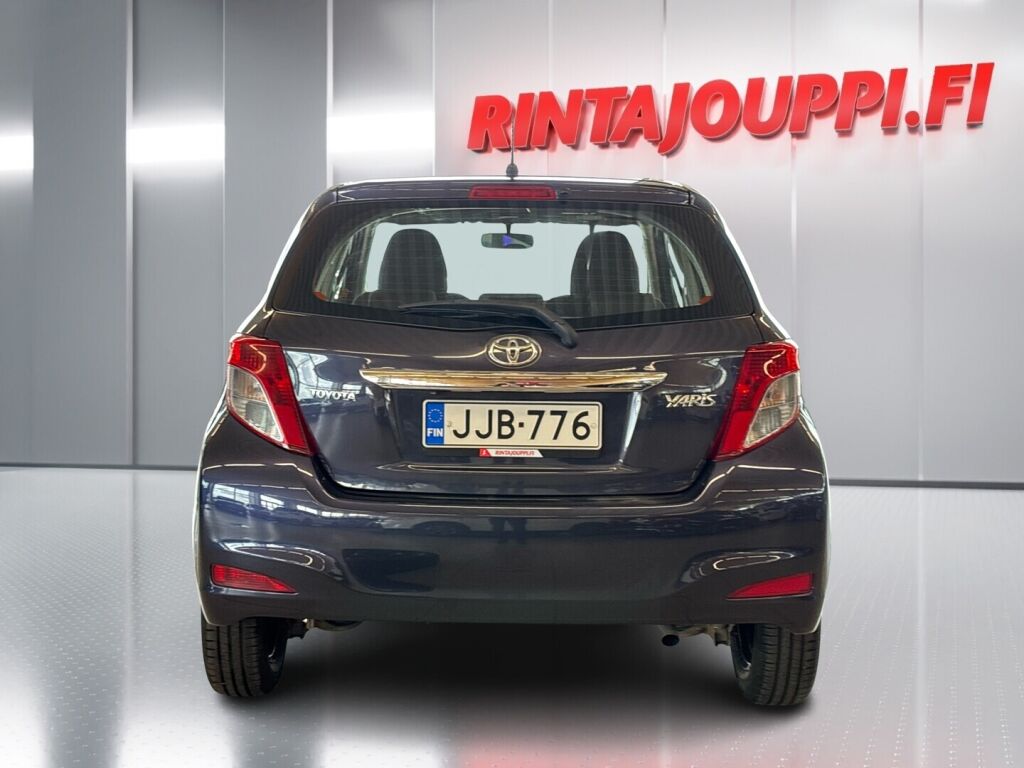 Toyota Yaris 2013 Violetti