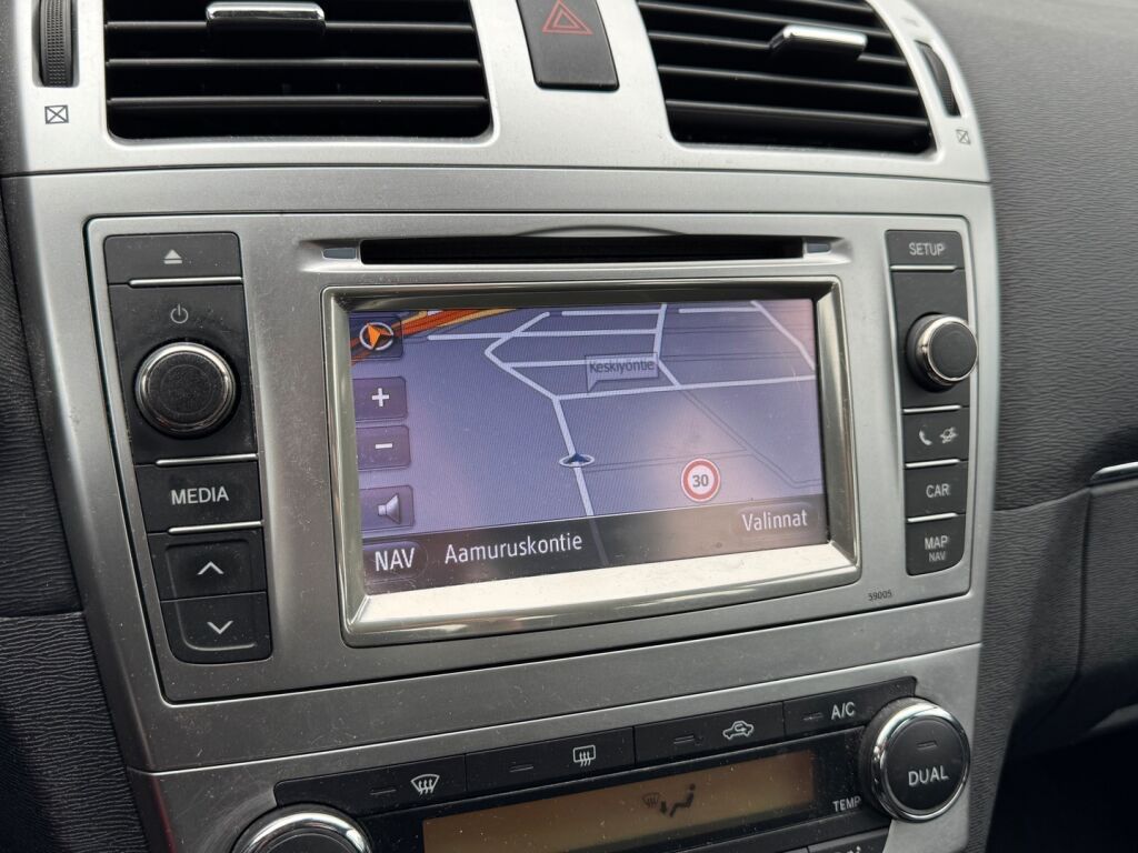 Toyota Avensis 2014 Harmaa