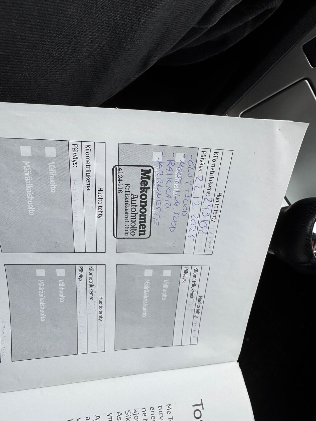 Toyota Avensis 2014 Harmaa