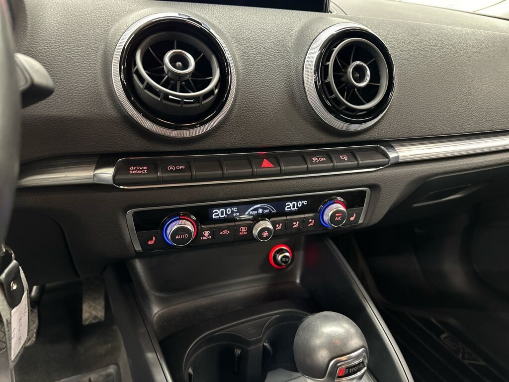 Audi A3 2013 Musta