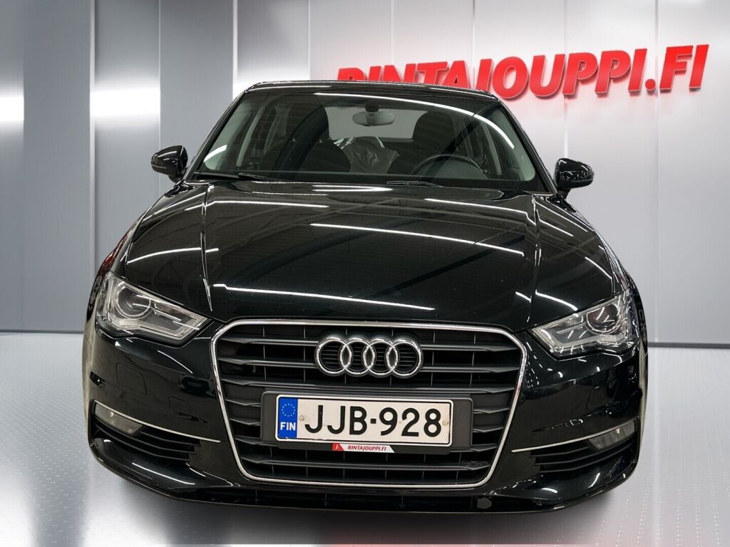 Audi A3 2013 Musta