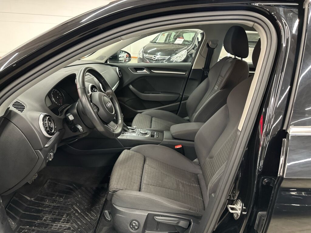 Audi A3 2013 Musta