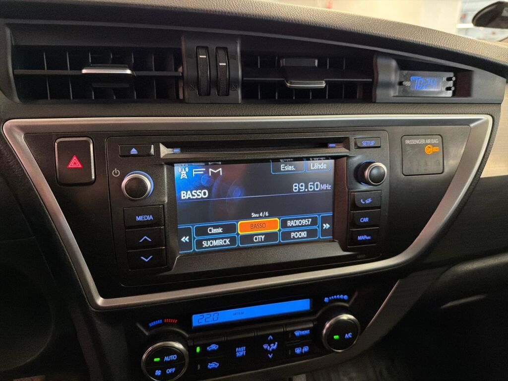 Toyota Auris 2014 Valkoinen