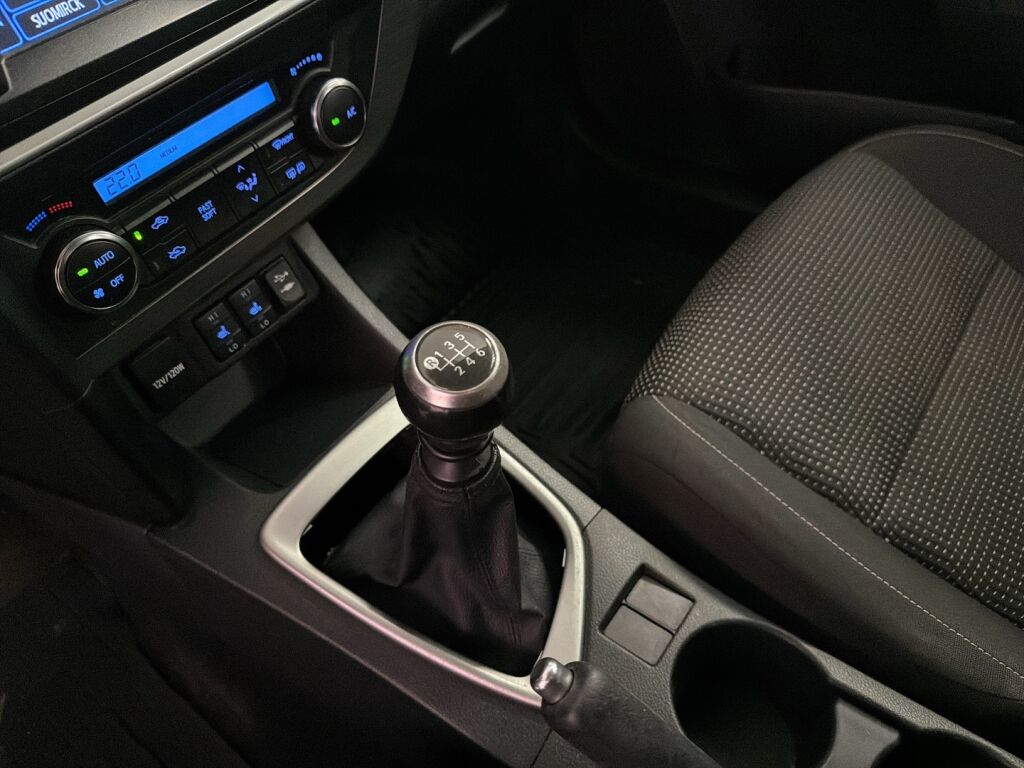 Toyota Auris 2014 Valkoinen