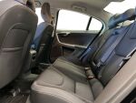 Volvo S60 2013 Musta