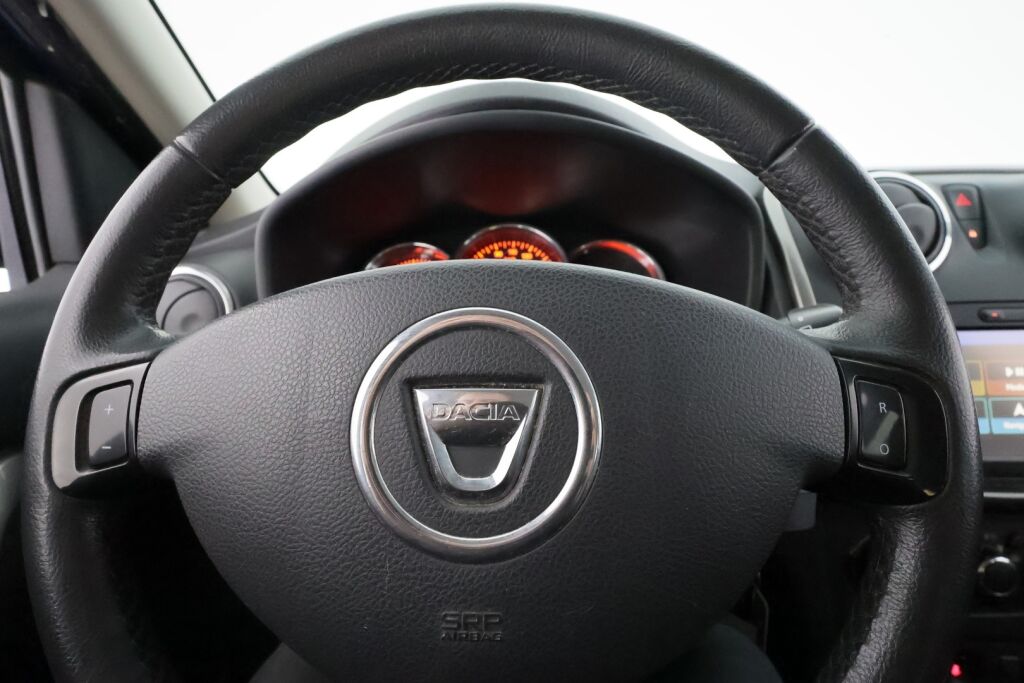 Dacia Sandero 2014 Sininen