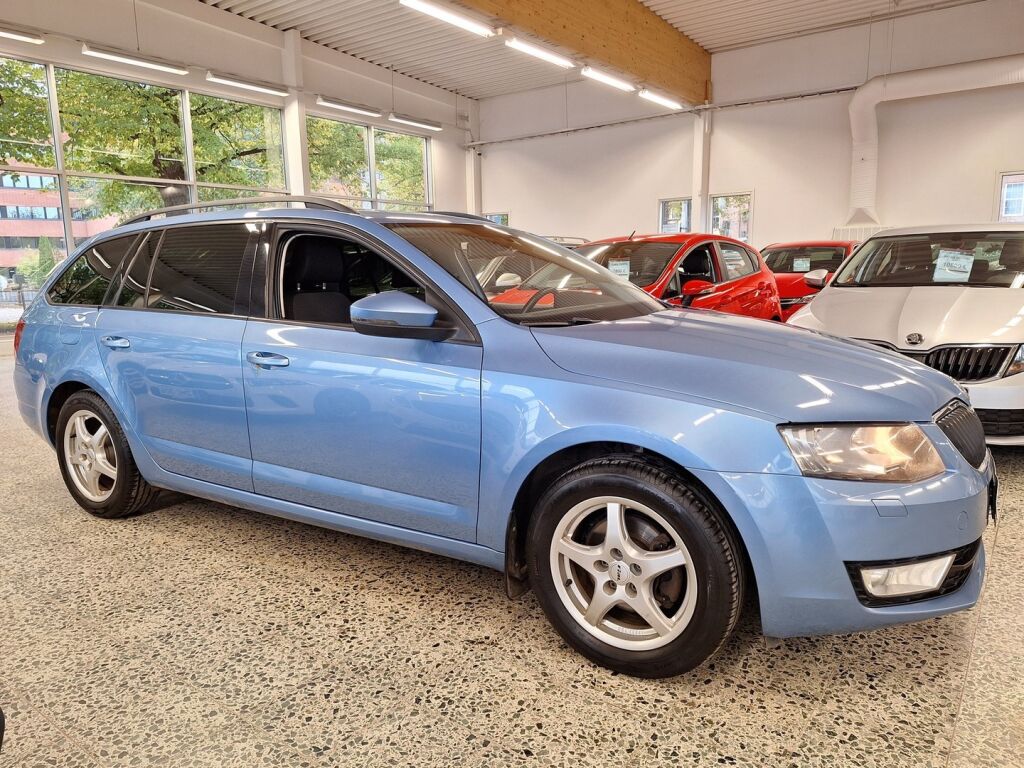 Skoda Octavia 2014 Sininen