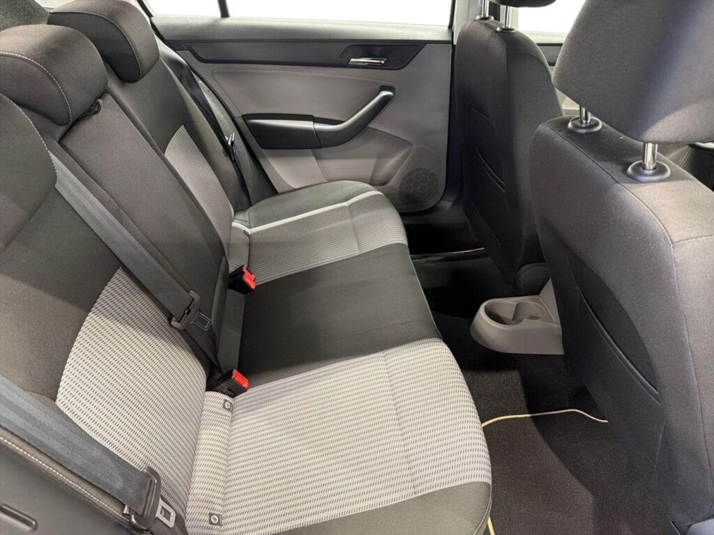 Seat Toledo 2014 Ruskea (beige)