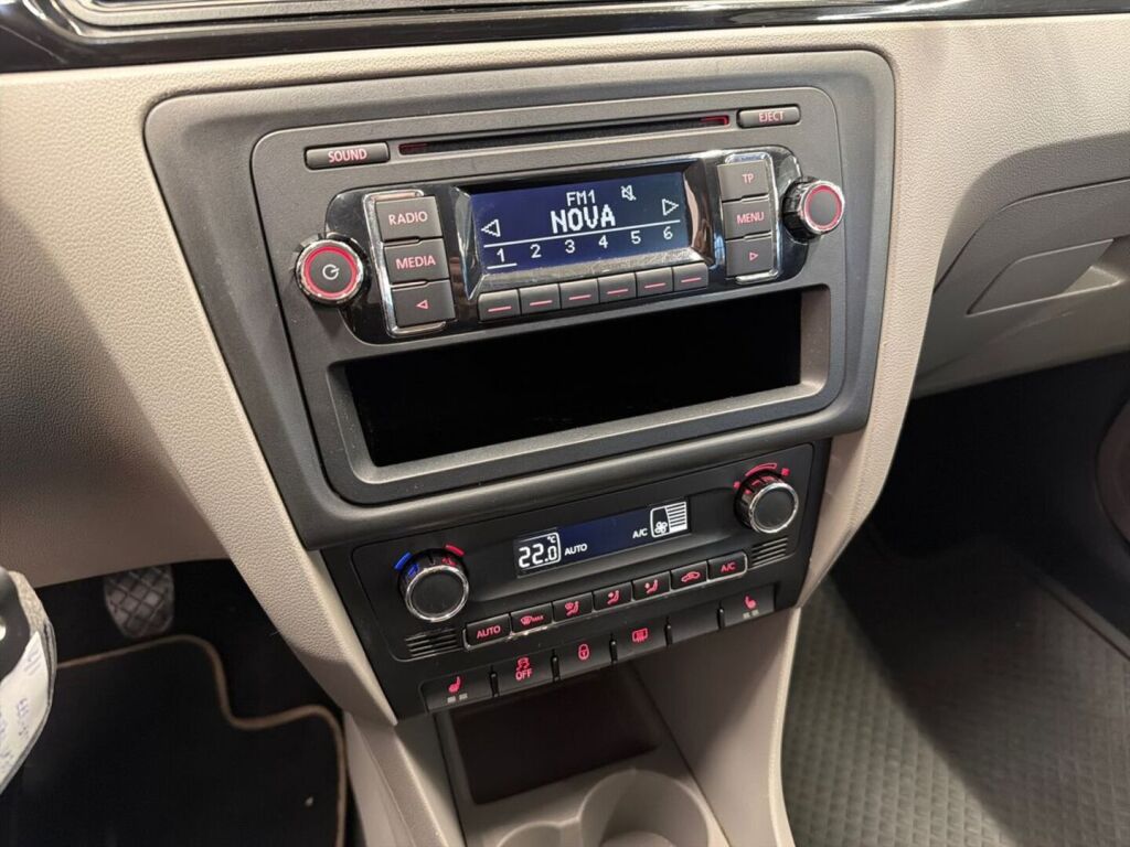 Seat Toledo 2014 Ruskea (beige)