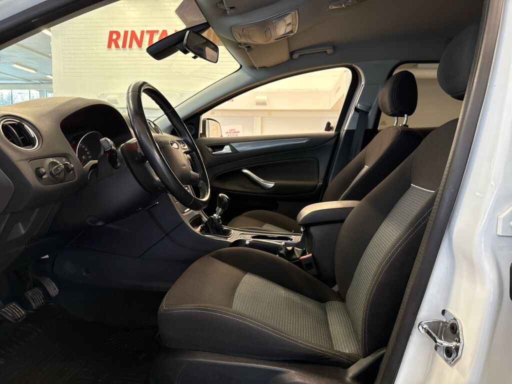 Ford Mondeo 2014 Valkoinen