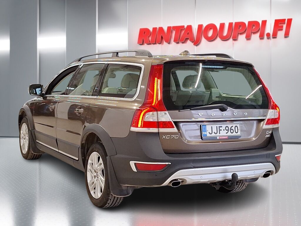 Volvo XC70 2014 Ruskea (beige)