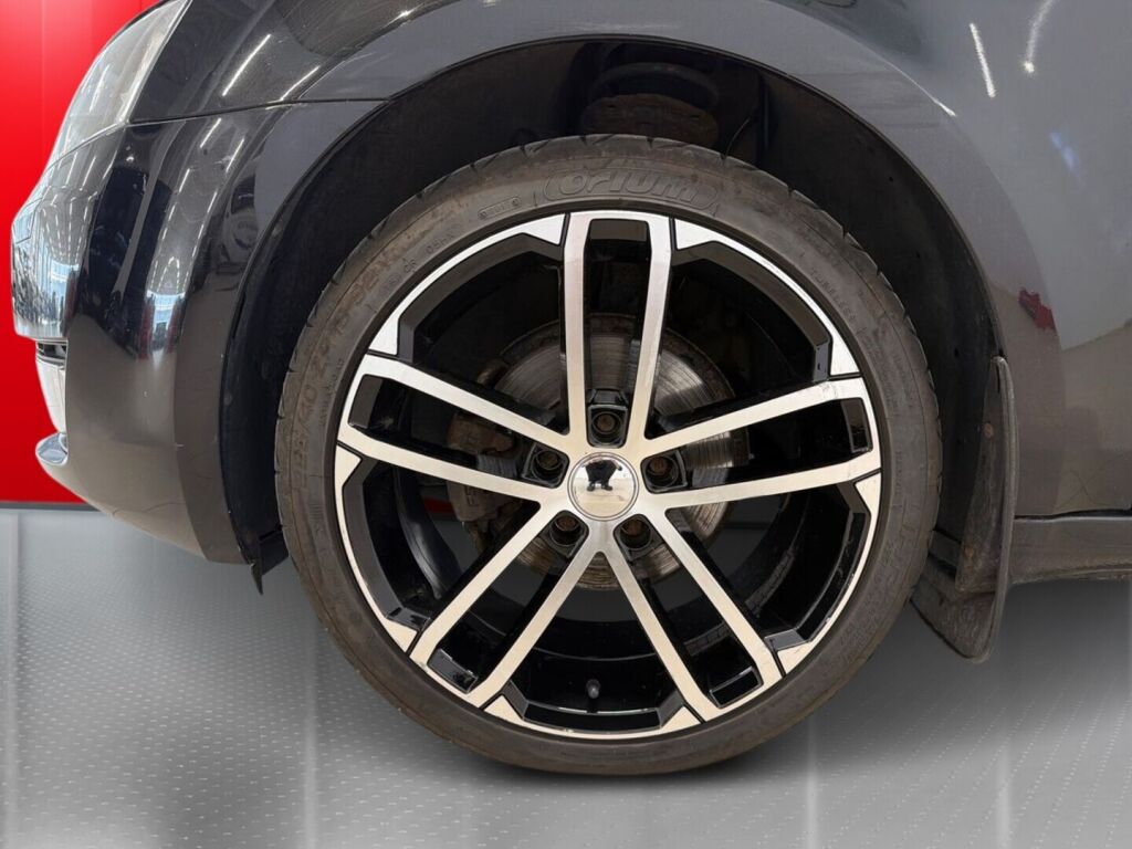Skoda Octavia 2014 Musta