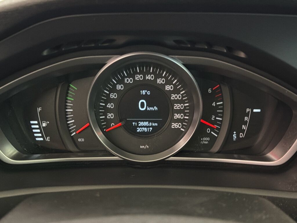 Volvo V40 2014 Valkoinen