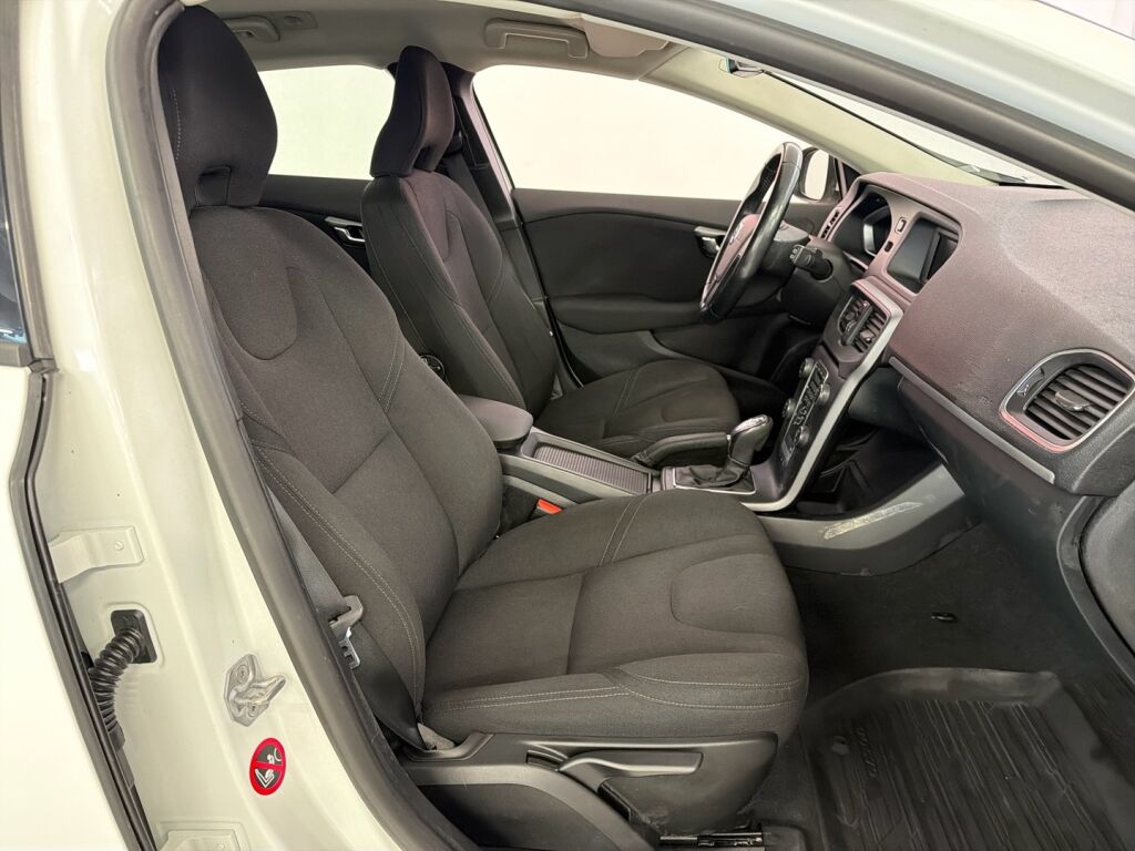 Volvo V40 2014 Valkoinen