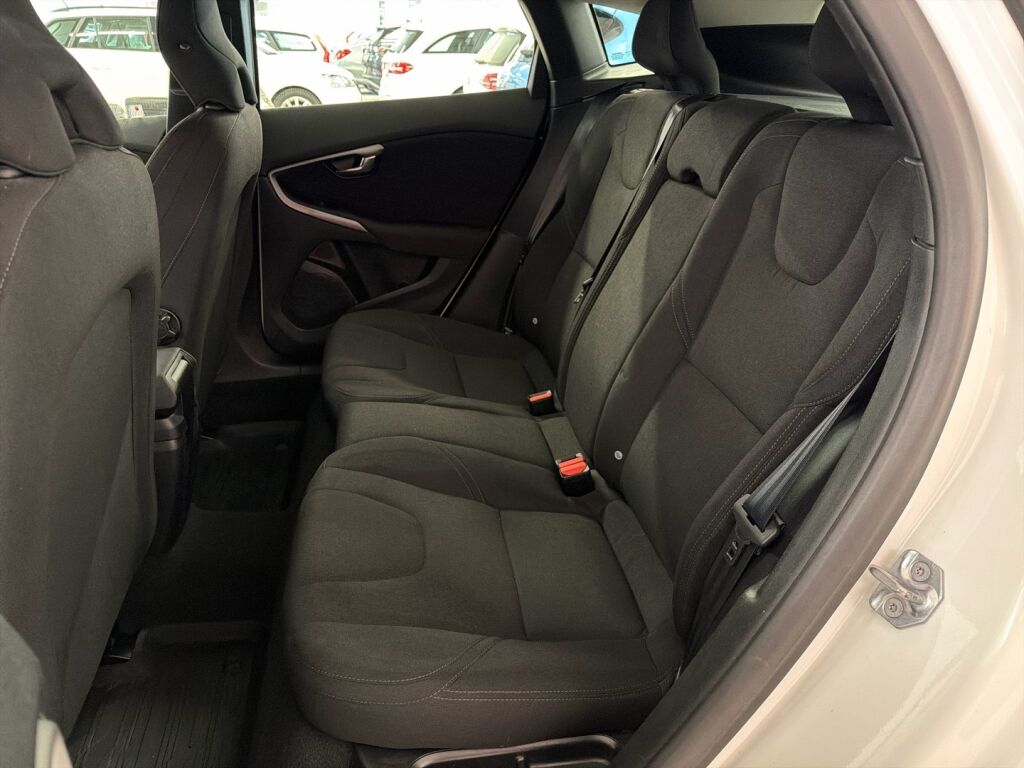 Volvo V40 2014 Valkoinen