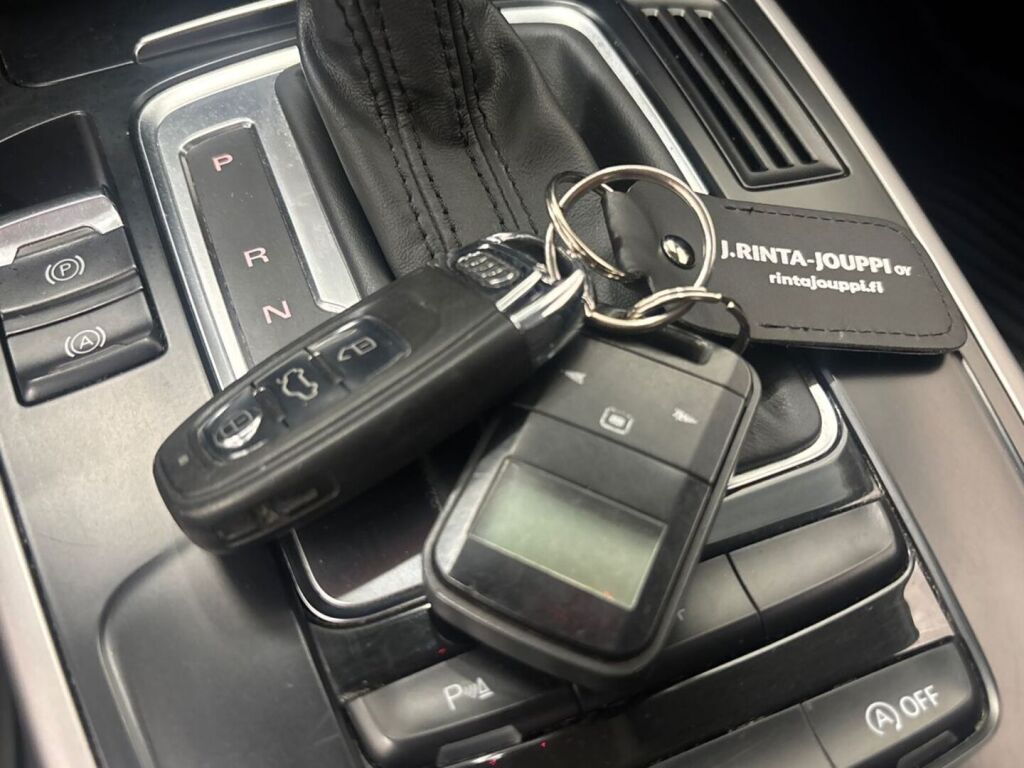 Audi A4 2014 Met. Hopea