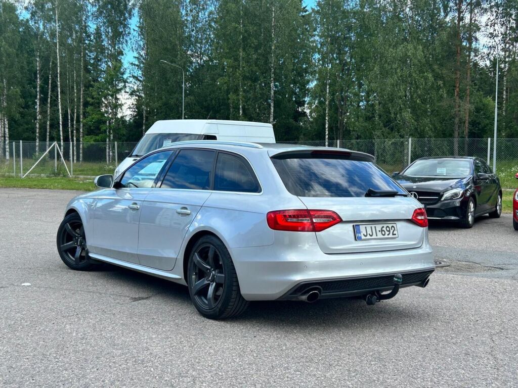 Audi A4 2014 Met. Hopea