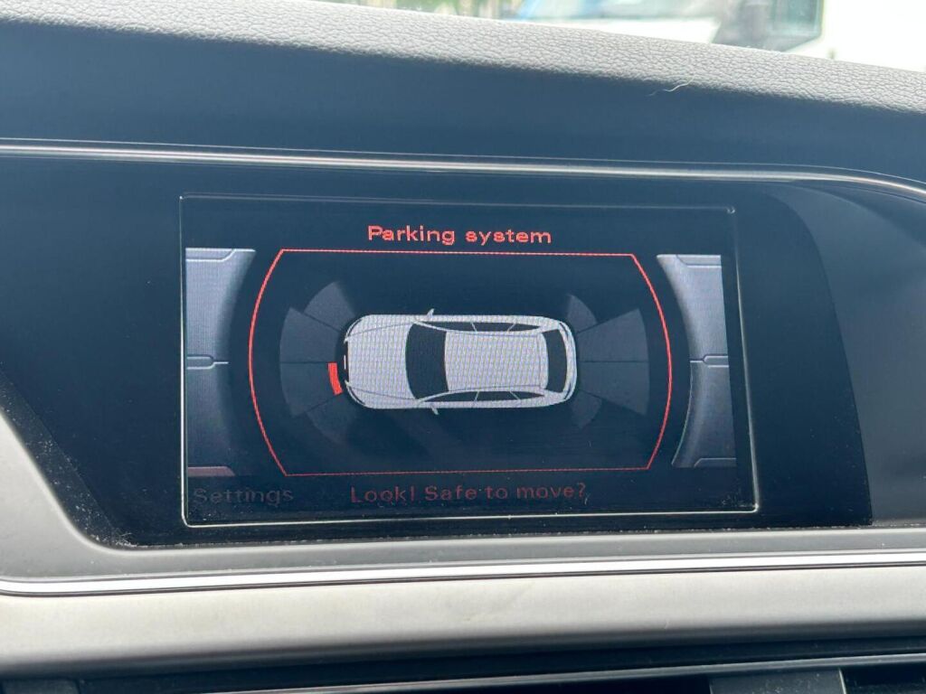 Audi A4 2014 Met. Hopea