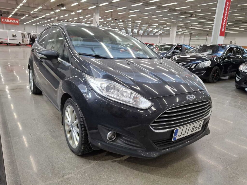 Ford Fiesta 2014 Musta
