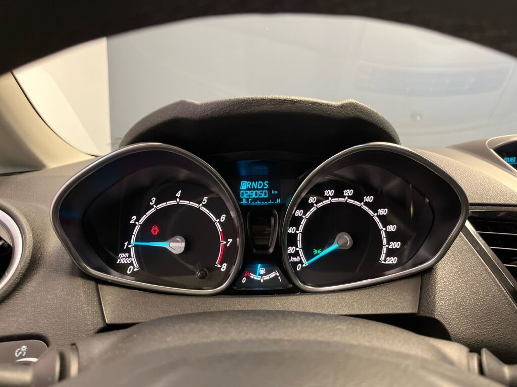 Ford Fiesta 2014 Harmaa