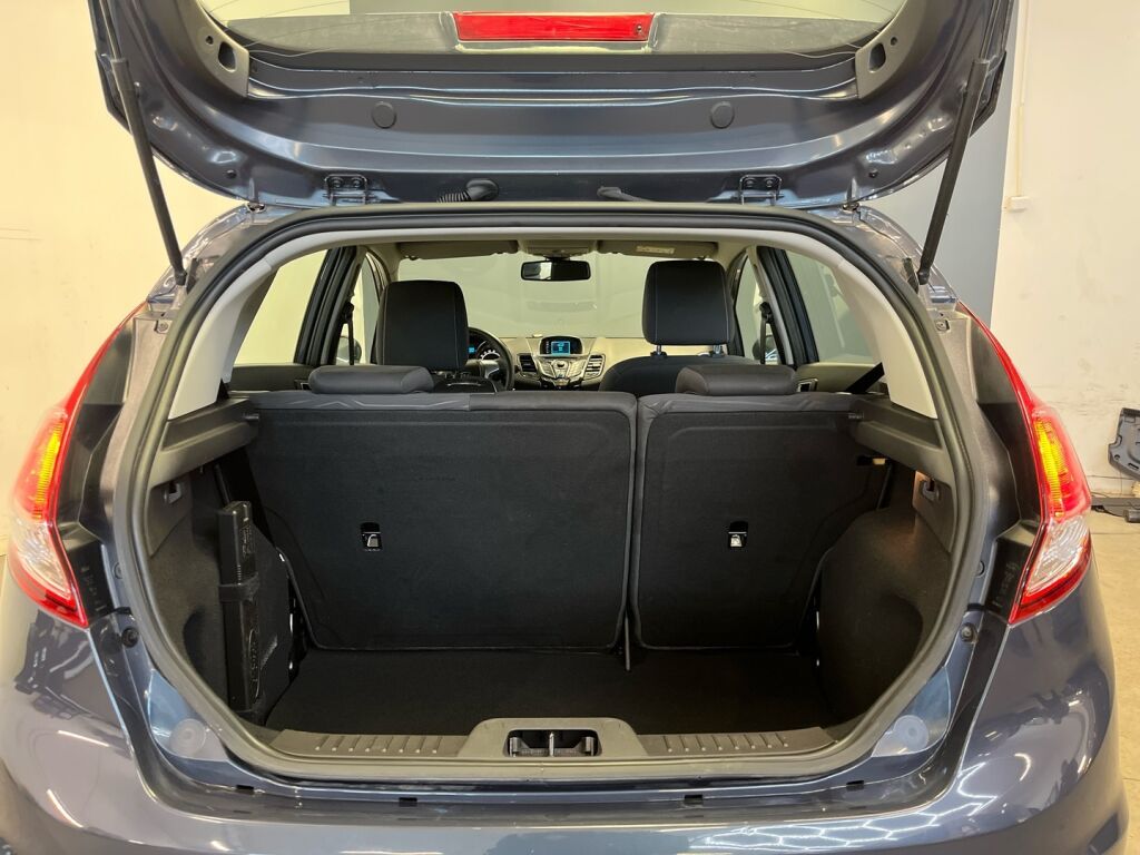 Ford Fiesta 2014 Harmaa