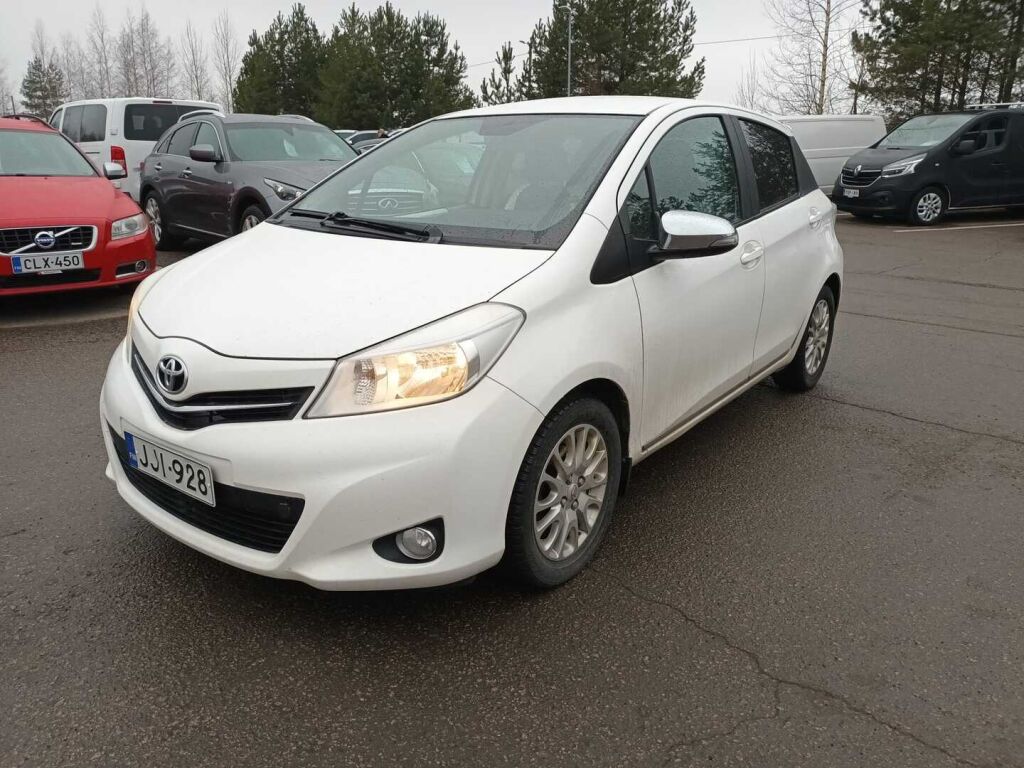 Toyota Yaris 2014 Valkoinen