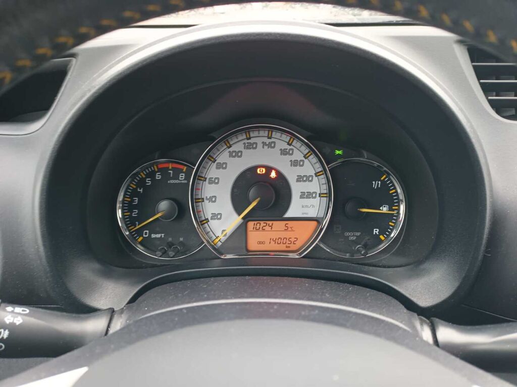 Toyota Yaris 2014 Valkoinen