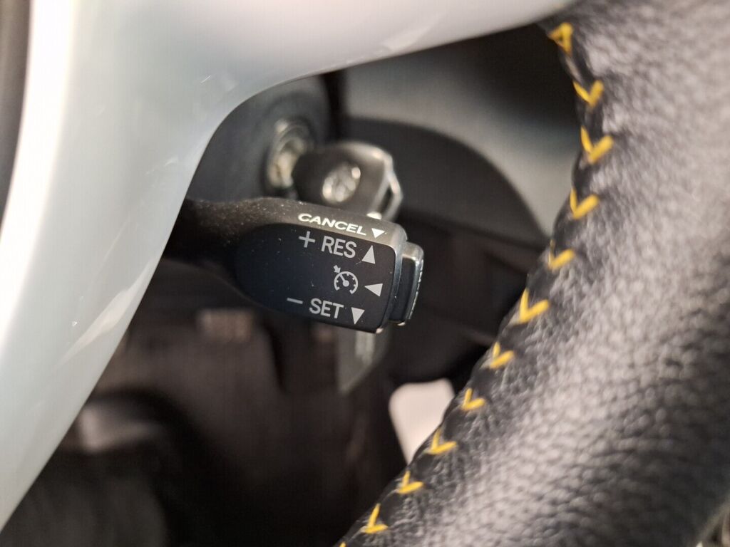 Toyota Yaris 2014 Valkoinen