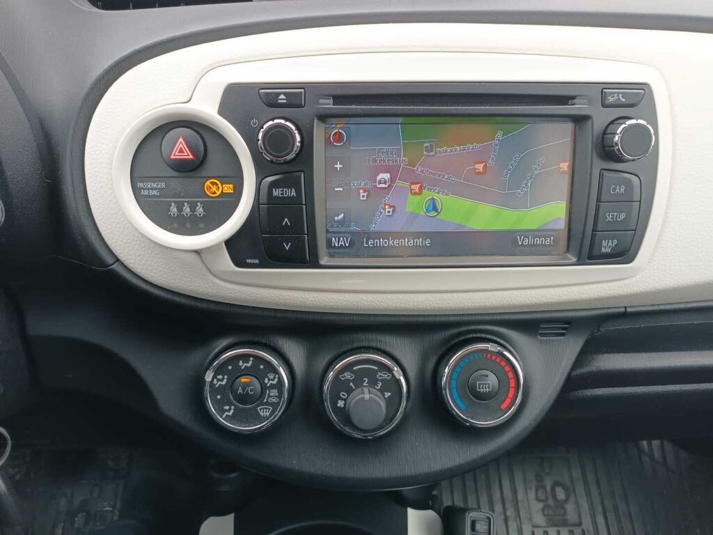 Toyota Yaris 2014 Valkoinen