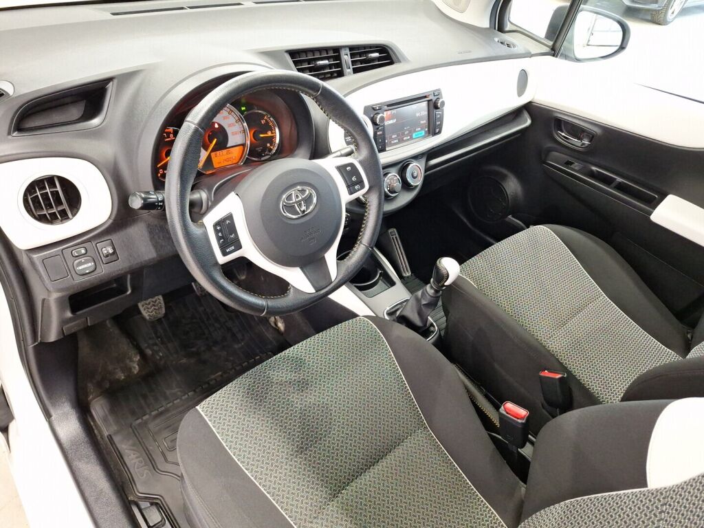 Toyota Yaris 2014 Valkoinen