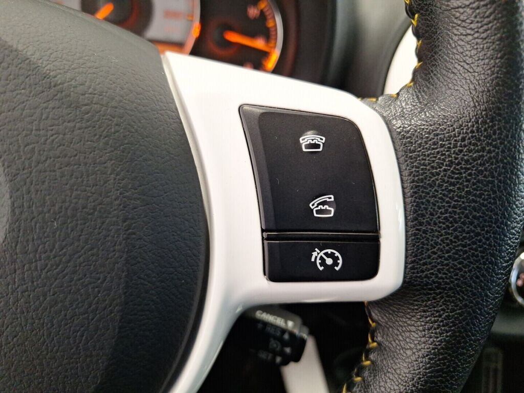 Toyota Yaris 2014 Valkoinen