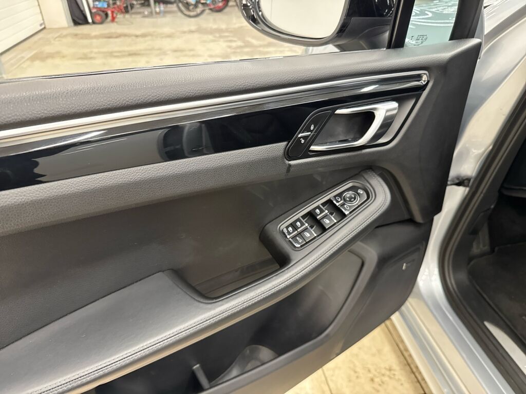 Porsche Macan 2014 Hopea