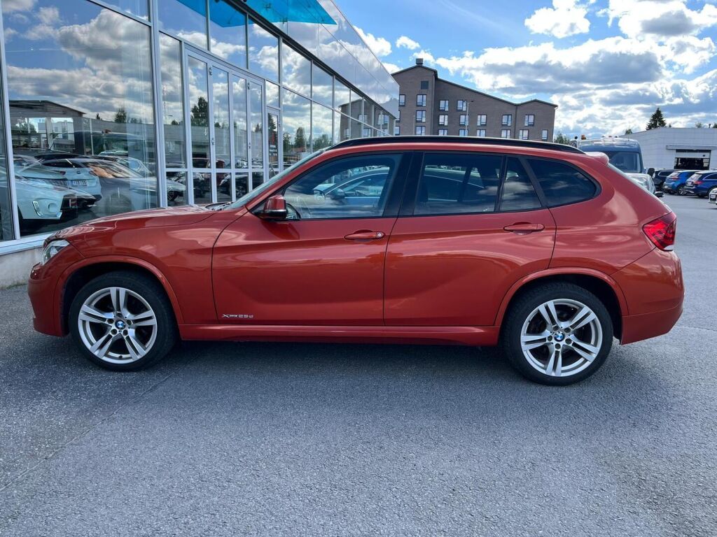 BMW X1 2012 Oranssi
