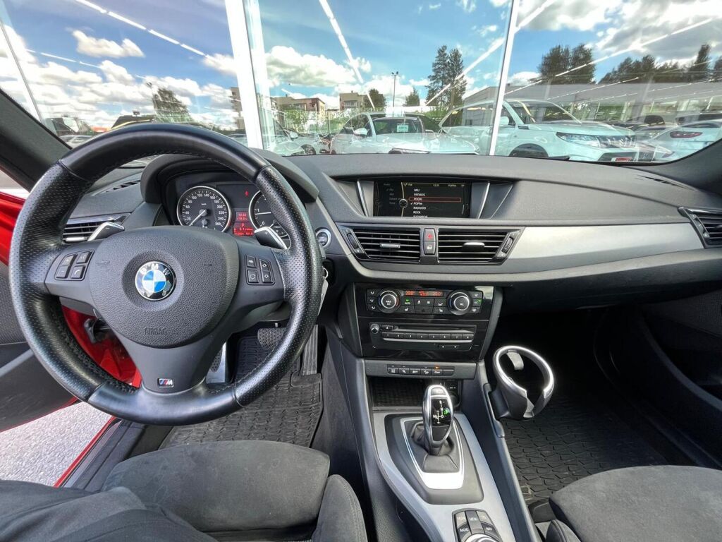BMW X1 2012 Oranssi
