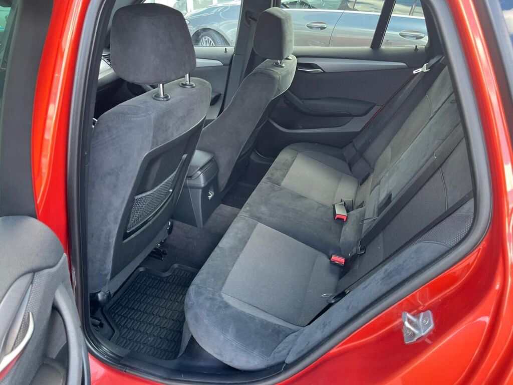 BMW X1 2012 Oranssi