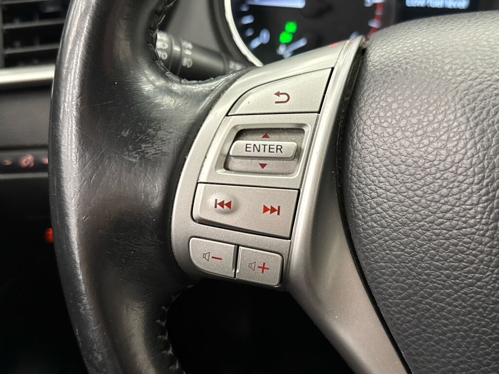 Nissan Qashqai 2014 Harmaa